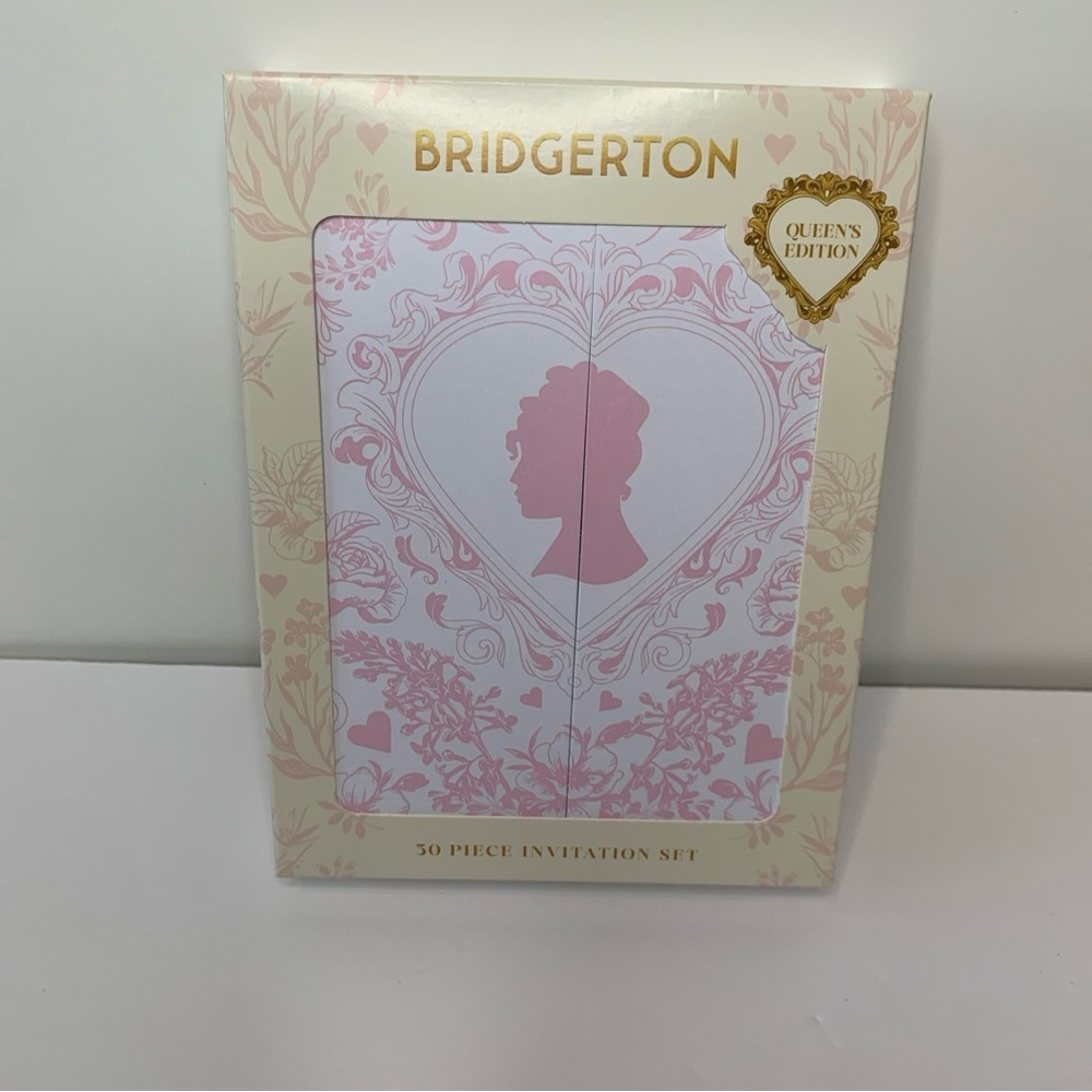 Bridgerton Invitation Sets, 4 boxes of 6 invitations/envelopes/wax seals/ribbons - Picture 3 of 12